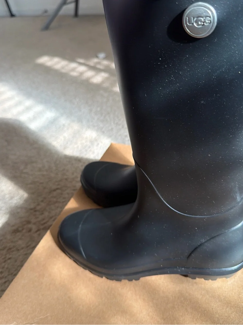 UGG image shows